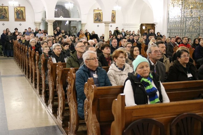 ​Održana adventsko-božićna duhovna obnova bračnih parova HZBS sjeverne regije